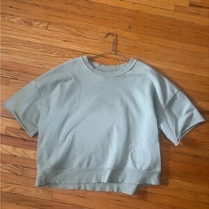 daily drills short sleeve crewneck sweatshirt in harbor